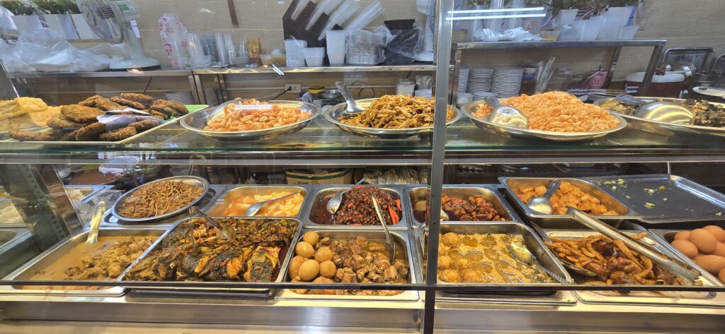 하이퐁 현지인 맛집 Ngan Phục Vụ Chậm 이미지