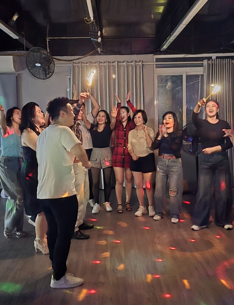 하이퐁 살사 정모 이미지