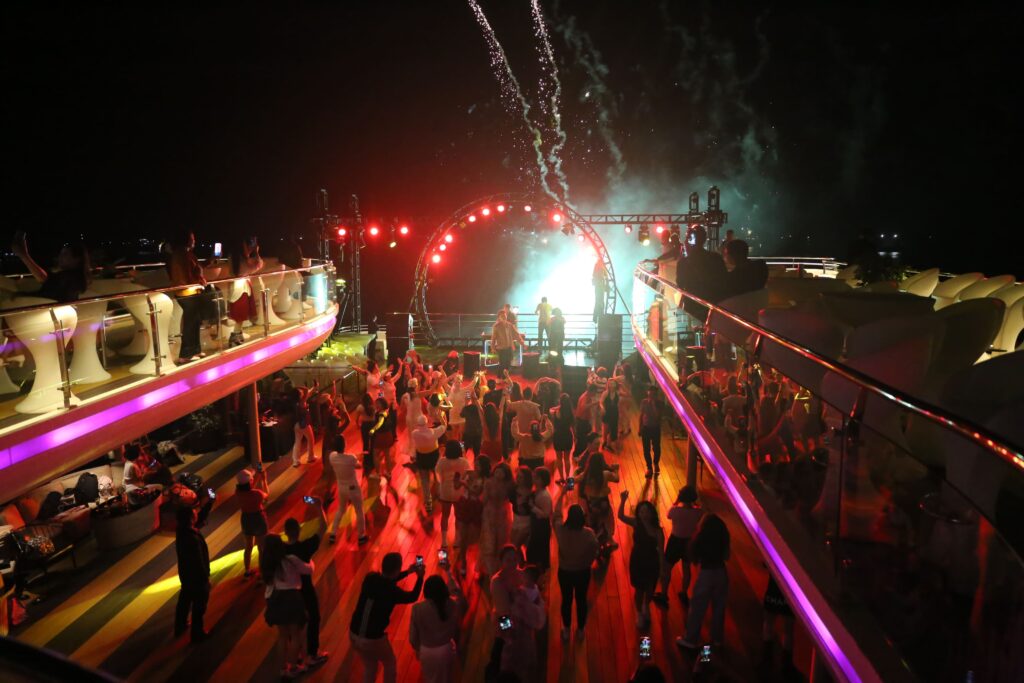 하롱베이 크루즈 살사파티 이미지